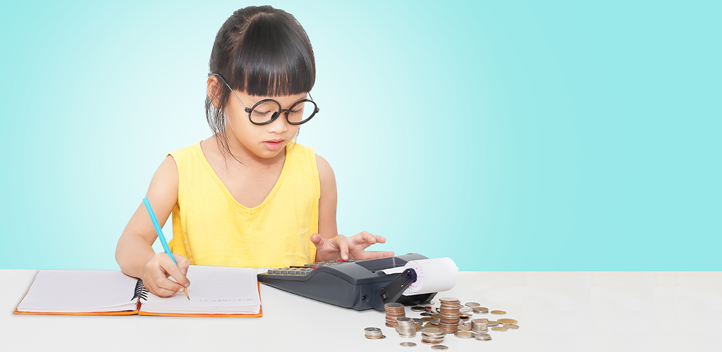 Child learning money management